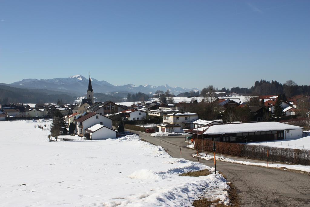 Ferienwohnungen Neukirchen Neukirchen am Teisenberg Экстерьер фото