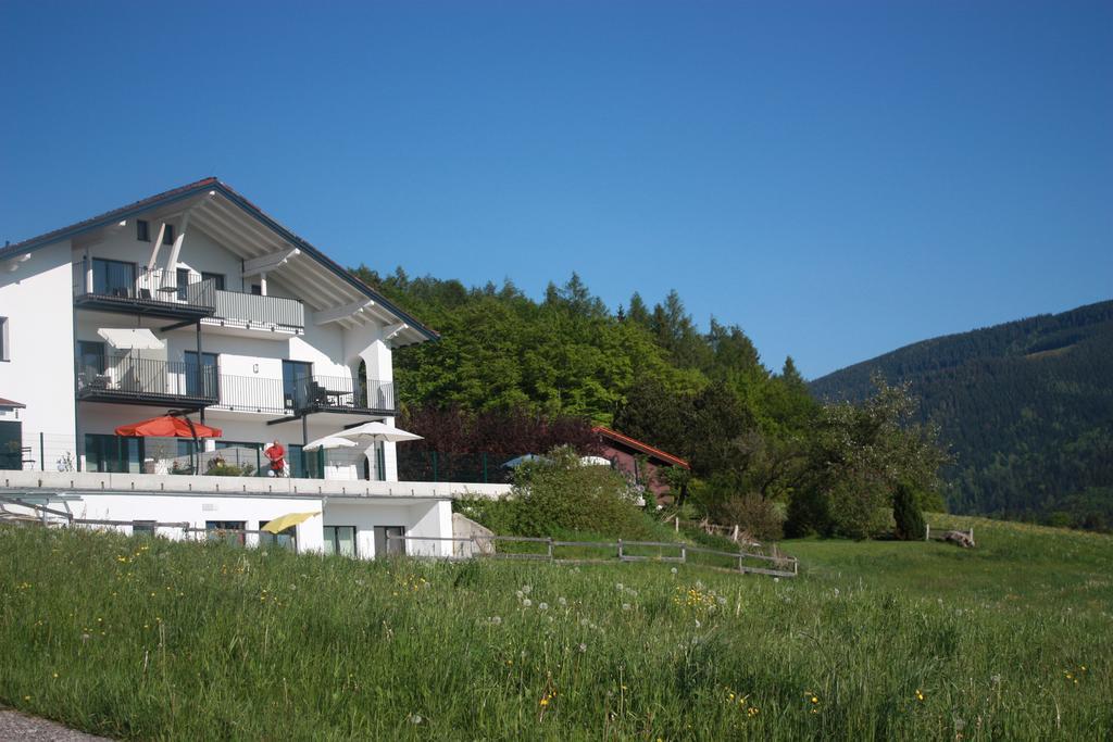 Ferienwohnungen Neukirchen Neukirchen am Teisenberg Экстерьер фото