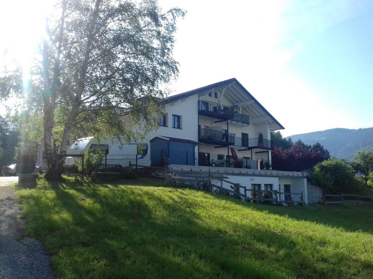 Ferienwohnungen Neukirchen Neukirchen am Teisenberg Экстерьер фото